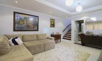 Imagem 5: Amplo sobrado em ótima localização no bairro Água Verde!