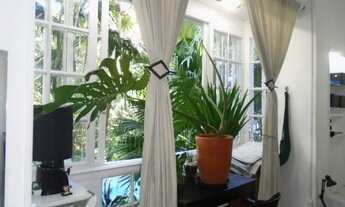 Imagem 3: 2 casas com 15 quartos, jardim, piscina e vista panorâmica no centro de Santa Teresa a Ven