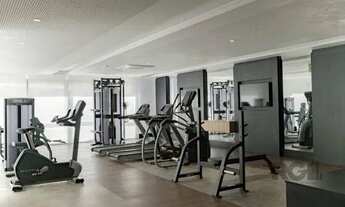 Imagem 5: Apartamento para venda possui 510 metros quadrados com 4 quartos em Auxiliadora - Porto Al