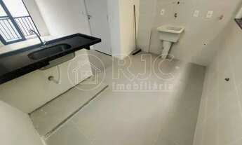 Imagem 4: Apartamento para venda possui 75 metros quadrados com 2 quartos em Tijuca - Rio de Janeiro