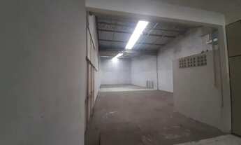 Imagem 3: Aluga-se GALPÃO na cidade nova. 4.000 mil reais