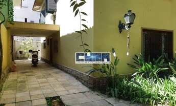 Imagem 6: CASARÃO com 6 DORMITÓRIOS sendo 1 SUÍTE e 4 VAGAS