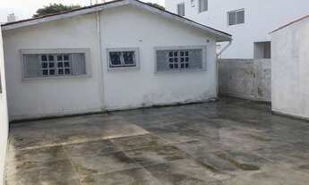 Imagem: Casa nos bancários para aluguel