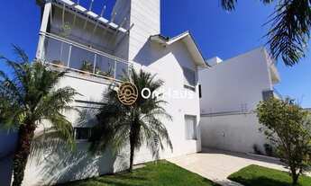 Imagem: Casa com 4 dormitórios à venda, 200 m²