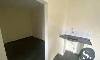 Imagem 5: Apartamento com 1 dormitório para alugar, 45 m² por R$ 650/mês - Parque Residencial Jacira