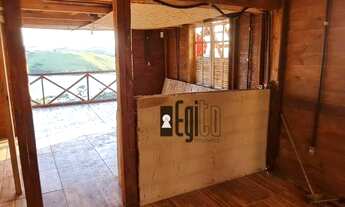 Imagem 6: Linda Granja com Chalé em madeira e Deck com Vista para a Represa