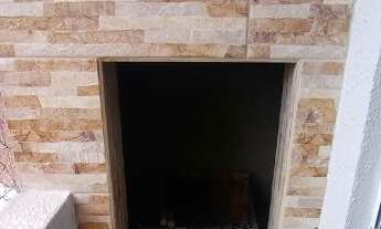 Imagem 7: Apartamento com 02 quartos, suíte, sacada com churrasqueira e garagem coberta