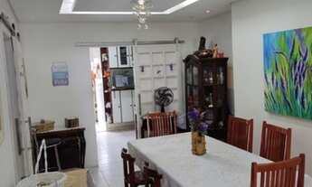 Imagem 4: Apartamento para venda possui 134 metros quadrados com 4 quartos em Guaiúba - Guarujá - SP