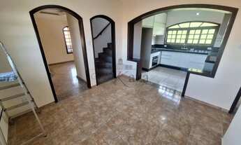 Imagem 2: Casa Sobrado - Bosque dos Eucaliptos - 3 Dormitórios - 206m²