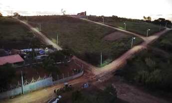 Imagem 3: Terreno em Atibaia pronto para construir. Cidade tranquila e residencial fechado