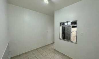 Imagem 2: Casa com dois quartos - Centro