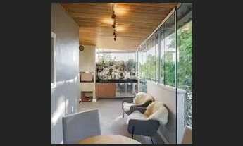 Imagem 4: Duplex para venda possui 100 metros quadrados com 3 quartos em Auxiliadora - Porto Alegre