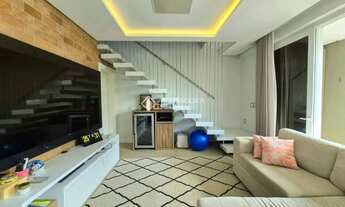 Imagem 6: Triplex com piscina e 3 dormitórios sendo 1 suíte no Itaguaçu