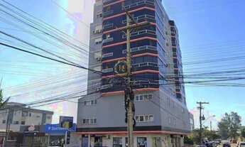 Imagem: Apartamento mobiliado de frente com sacada