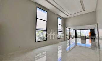 Imagem 2: Casa Térrea à Venda no Condomínio Terras Alphaville - 3 Suítes