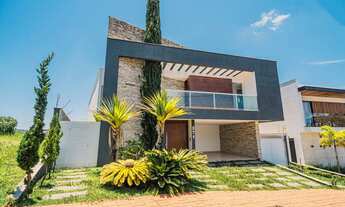 Imagem 2: Casa com 04 quartos(sendo 03 suítes) no Condomínio Estrela Sul