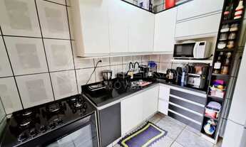 Imagem 3: Casa Térrea com três dormitórios no Jardim Helena para locação