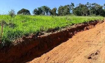 Imagem 7: Terreno para chácara/sitio próx do centro de Arujá, com infraestrutura em andamento