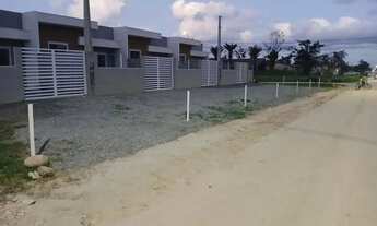 Imagem 2: Casa com 2 Quartos (1 Suíte) a Venda, 61 m² R$ 249.000