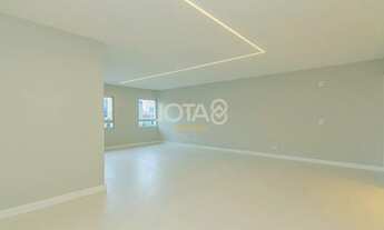 Imagem 7: APARTAMENTO TOTALMENTE REFORMADO EM ÓTIMA LOCALIZAÇÃO Apartamento totalmente reformado - j