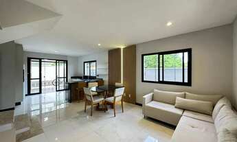 Imagem 5: Casa de alto padrão mobiliada com 3 quartos uma suíte e próximo a praia no Campeche em Flo