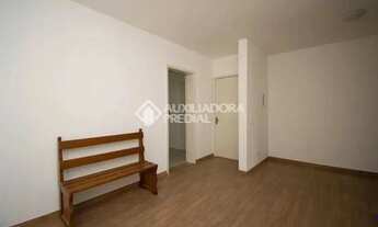 Imagem 2: Apartamento 2 dormitórios e 1 vaga no Bairro Floresta em Porto Alegre