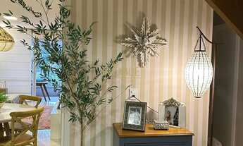 Imagem 3: Cobertura finamente mobiliada e equipada proximo do mar e quatro praças!