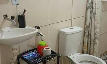 Imagem 2: 2 casas Casa com 3 dormitórios