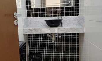 Imagem 2: Vendo casa duplex em condomínio, 2 suítes, demais dependências e 2 vagas garagem