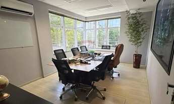 Imagem: Sala Comercial para aluagar com 45m, em