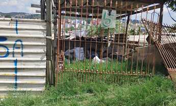 Imagem: Terreno 5x 12 já com um cômodo