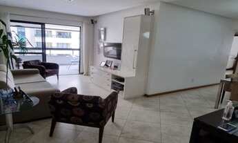 Imagem 6: Apartamento nascente com tres suites dependencia completa a venda na Pituba