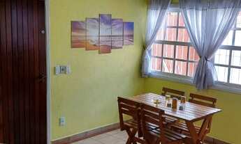 Imagem 2: Sobrado para Venda em São Sebastião, Barequeçaba, 3 dormitórios, 2 banheiros, 2 vagas