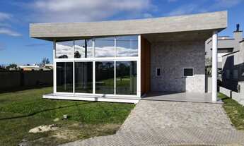 Imagem 2: Casa de condomínio térrea para venda com 190 metros quadrados com 3 quartos