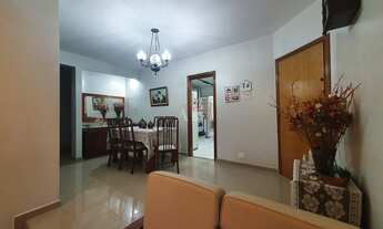 Imagem 2: 3 quartos sendo 1 suíte, sacada, dependência de empregada, garagem demarcada, Gonzaga