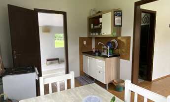 Imagem 6: Casa de alvenaria com dois quartos e amplo terreno em Rodeio