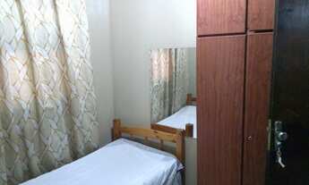 Imagem 2: Quarto Com Banheiro Privativo Mobiliado