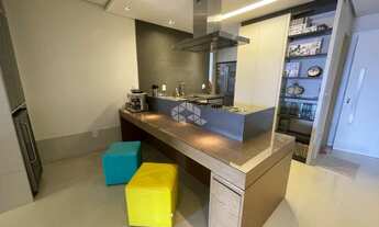 Imagem 5: Apartamento para venda tem 117 metros quadrados com 3 quartos em Centro - Florianópolis