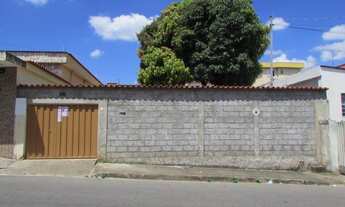 Imagem 2: CASA DE 03 QUARTOS NO MILIONARIOS