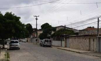 Imagem 4: Junto da Igreja Nossa Senhora de Fátima