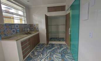 Imagem 4: APARTAMENTO NO FONSECA COM 4 QUARTOS, VARANDA TOTALMENTE REFORMADO