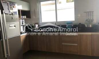 Imagem 4: Casa térrea com cozinha americana planejada, lavabo, 4 dormitórios sendo 3 suítes