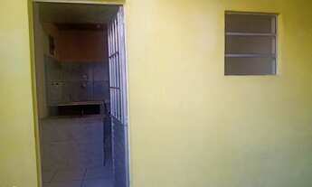 Imagem 6: Quarto de solteiro