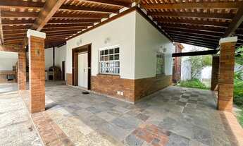 Imagem 3: Linda casa com 4 suítes no tradicional condomínio Santa Helena