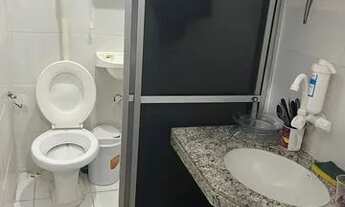 Imagem 4: QUARTO e BANHEIRO Bairro Boca do rio Rua Emiliano Galiza número 19 Condomínio Brasil