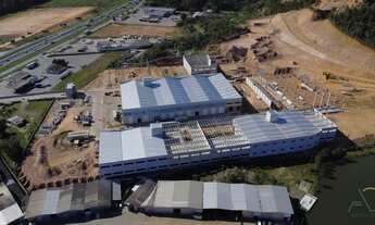 Imagem: Galpão Logístico em Condomínio Fechado