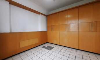 Imagem 2: Vendo excelente apartamento nos Aflitos, 115m², 3 quartos (1 suíte), DCE, 2 vagas, 3 banhe
