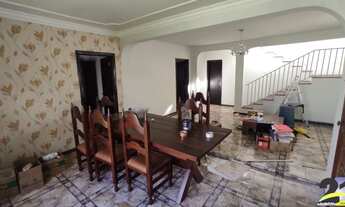 Imagem 3: VENDA Casa com 4 dormitórios