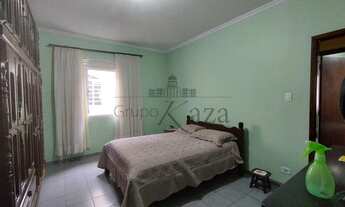 Imagem 3: Linda Casa Térrea - Cidade Jardim - 250m² - 3 Dormitórios - 1 Suíte