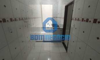 Imagem 3: Casa com 2 quartos para locação no BAIRRO CASTANHEIRAS, GOVERNADOR VALADARES MG